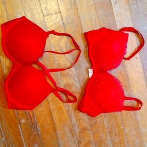 Victoria Secret Bra's